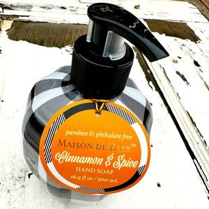 Maison De Base hand soap Buffalo plaid